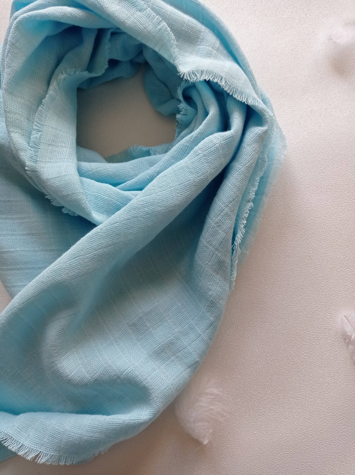 foulard bleu ciel zoom