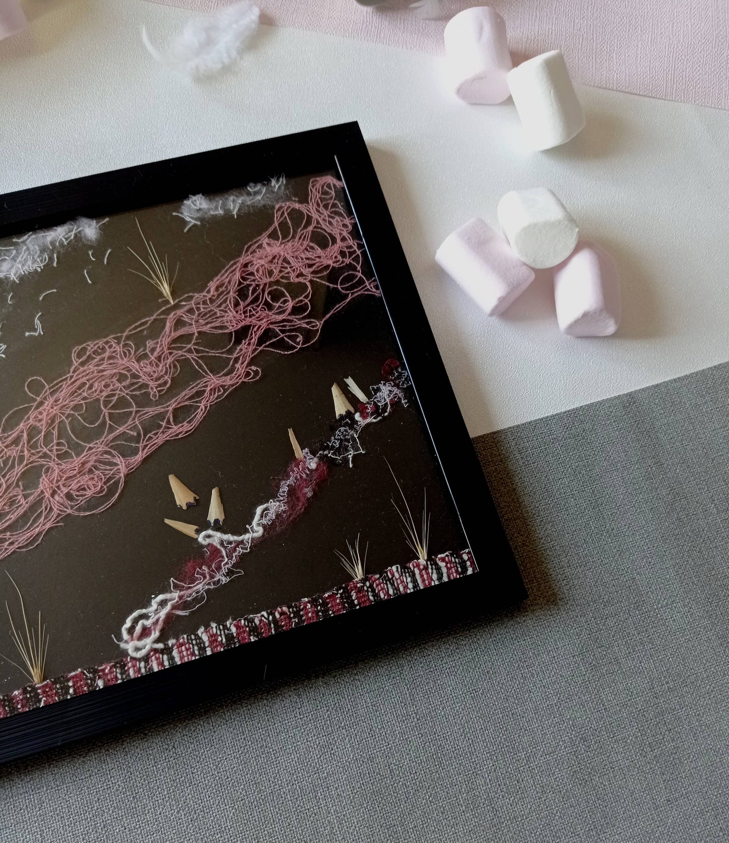 détail cadre tissu rose