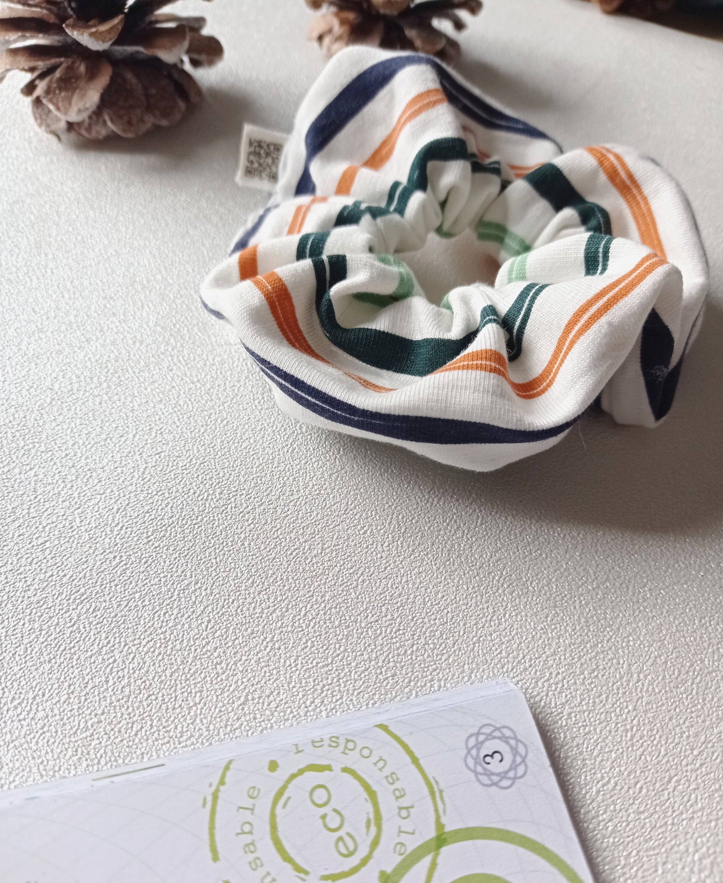Chouchou blanc motif colorés