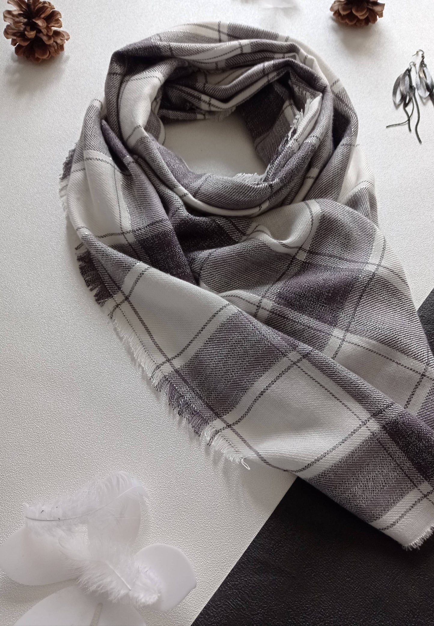 Écharpe chèche à carreaux Gris Blanc | Made in France