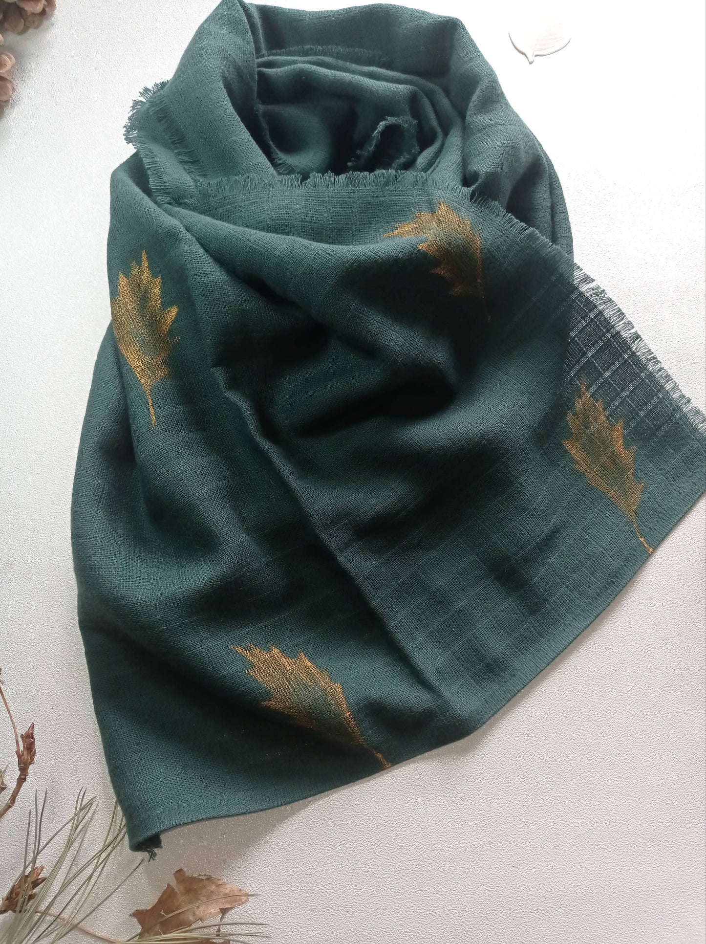 Foulard Edition Limitée en Coton Bio, Vert Feuilles Or | Made in France
