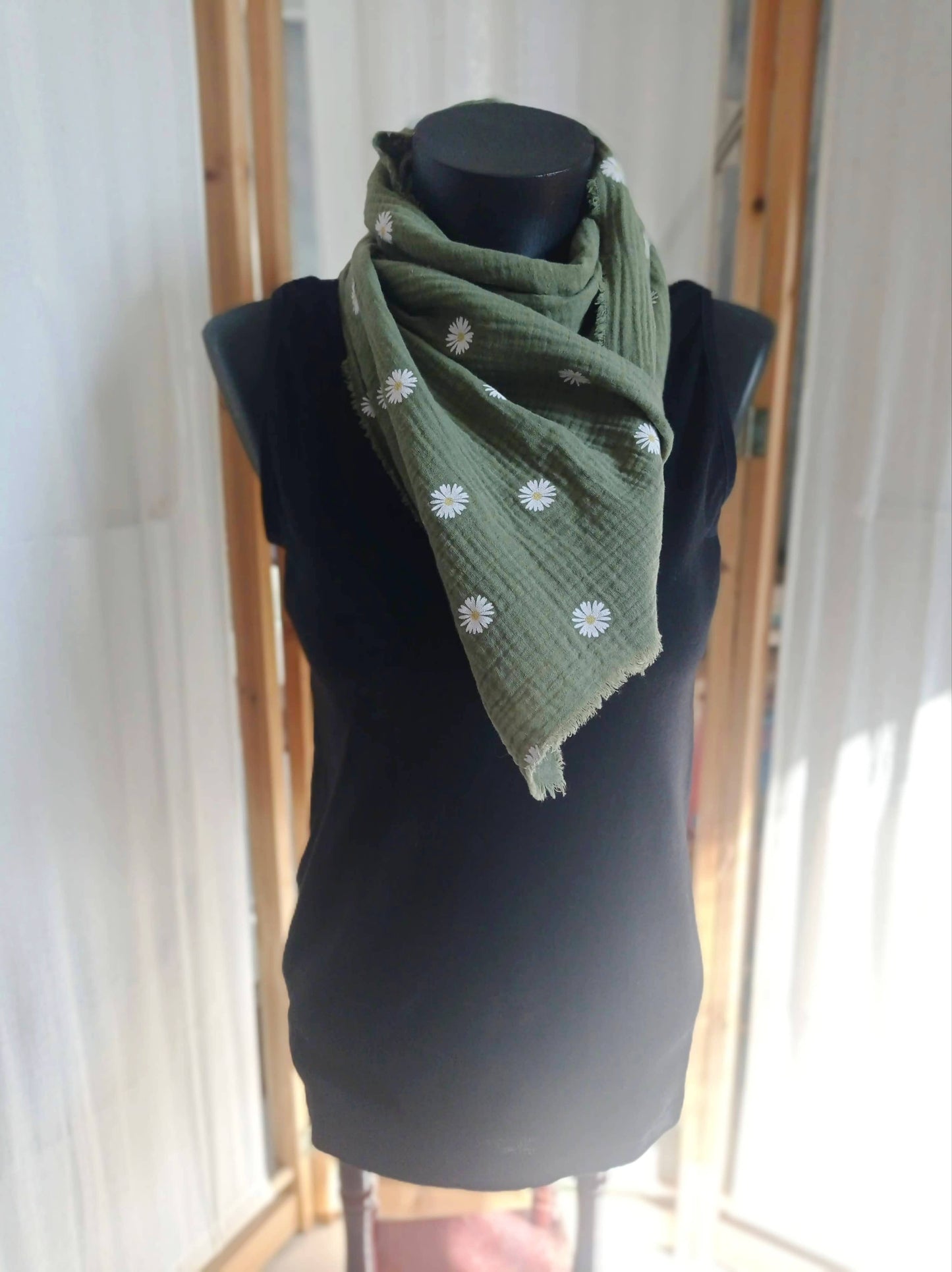 Foulard en Coton Bio, Vert olive "Nos pâturages" | Made in France