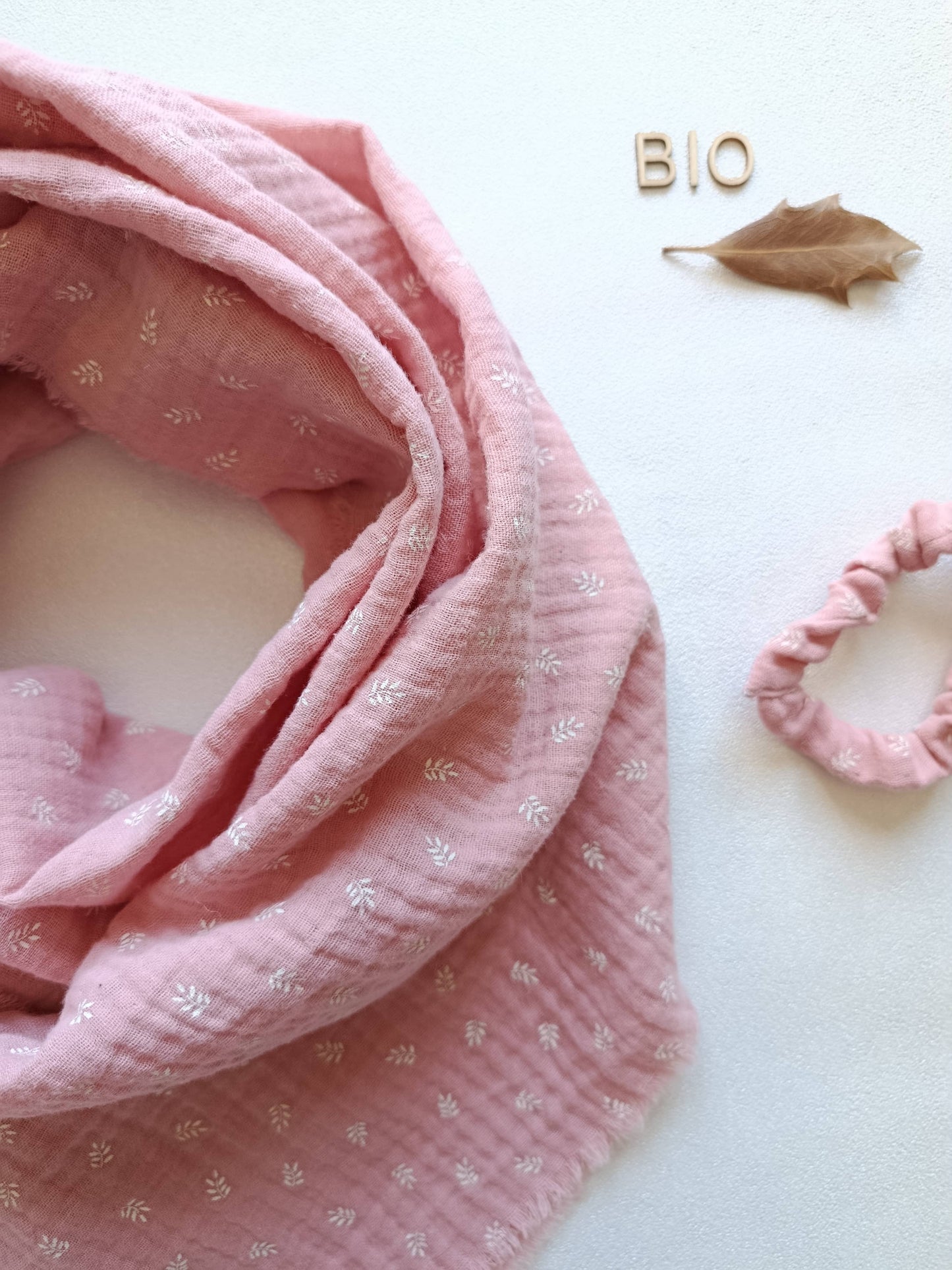 Foulard rose en coton bio