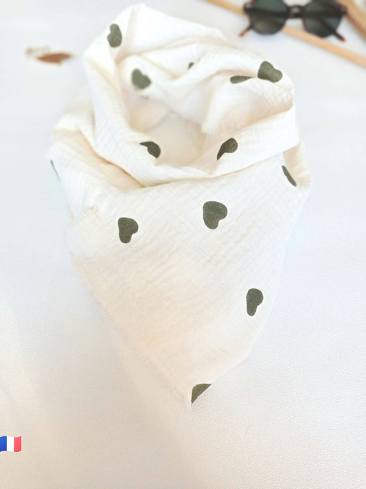 Foulard en Coton Bio, Blanc Lin "Joli cœur", imprimés cœurs verts | Made in France