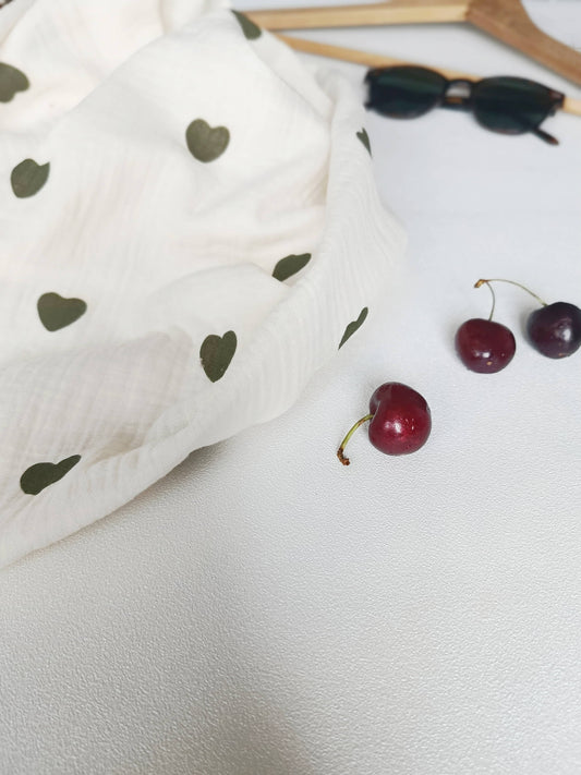 Foulard en Coton Bio, Blanc Lin "Cœur mousse" imprimés cœurs verts, Existe en Écharpe | Made in France