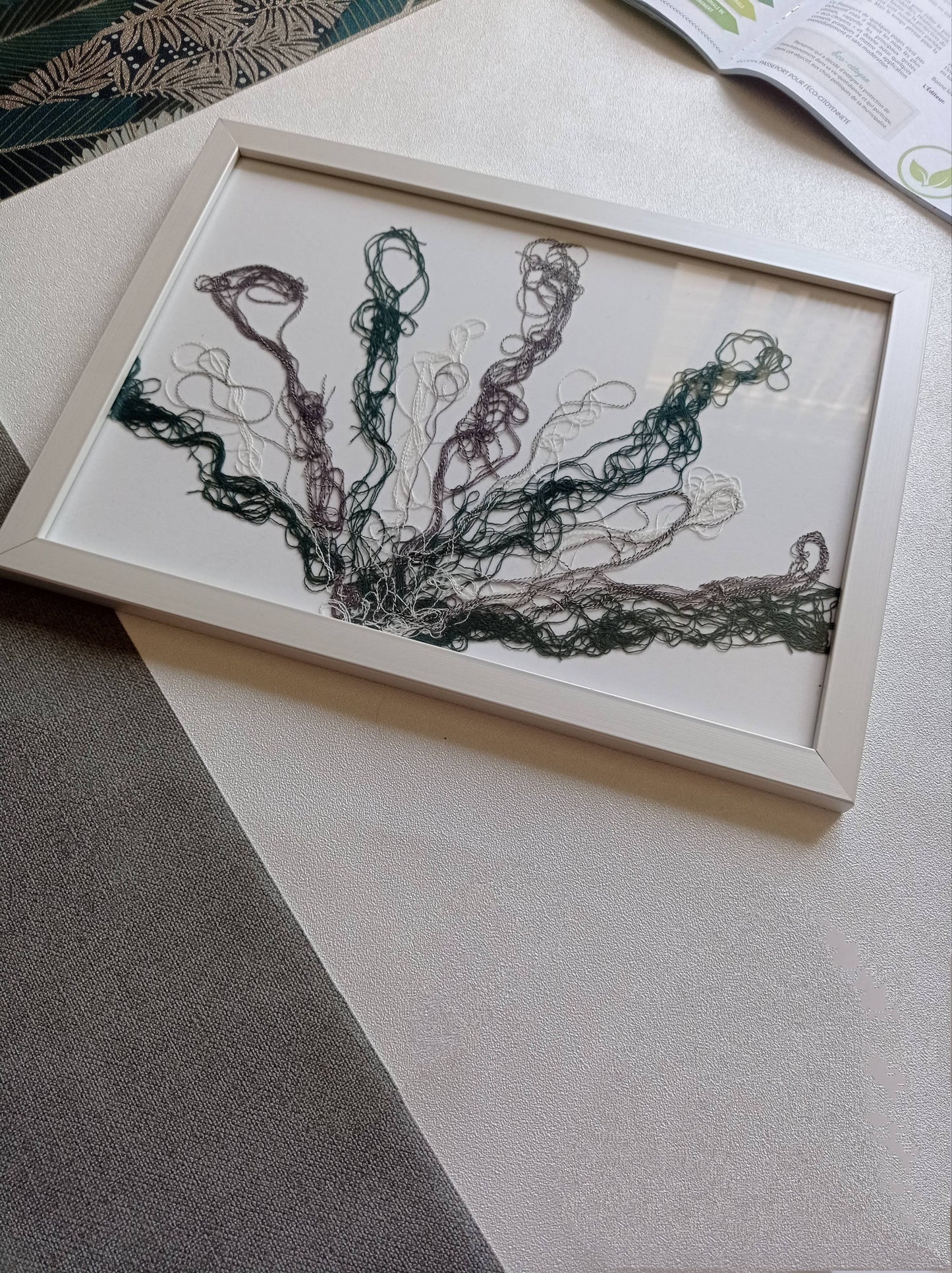 Cadre Unique "Une Fleur se dévoile" - Upcycling